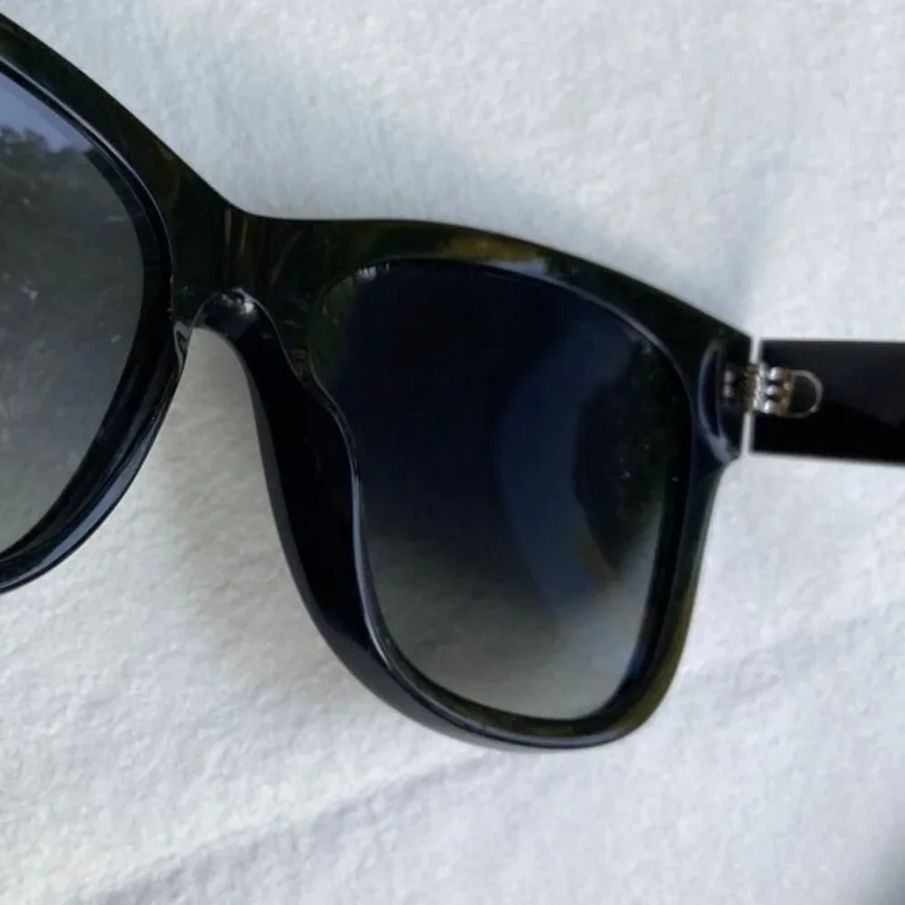 CHANEL Black Square 5380 Polarized Sunglasses - Picture 5 of 16